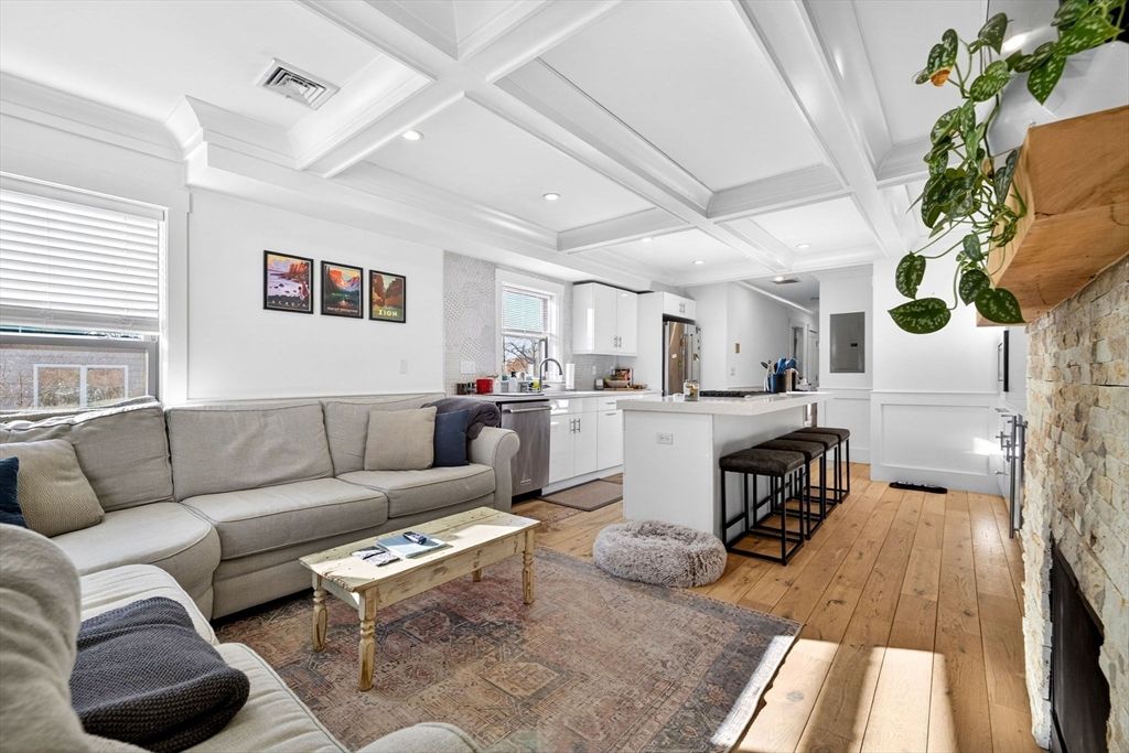 20 Arlington 4, Somerville, MA 01906