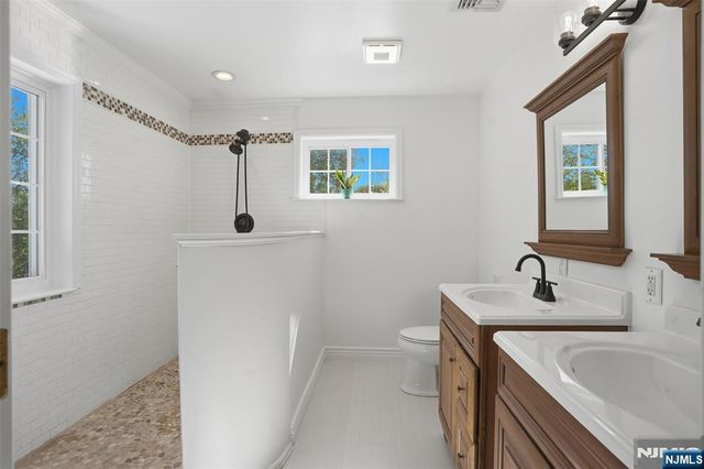 161 West Street, Warwick, NY 10990