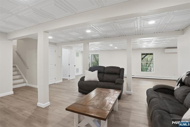 161 West Street, Warwick, NY 10990