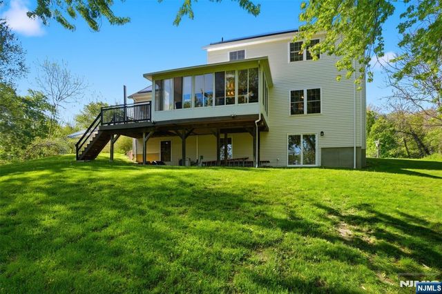 161 West Street, Warwick, NY 10990