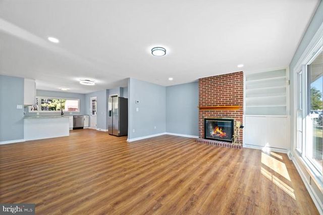 17502 YORK RD, Hagerstown, MD 21740