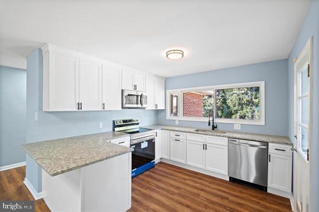 17502 YORK RD, Hagerstown, MD 21740
