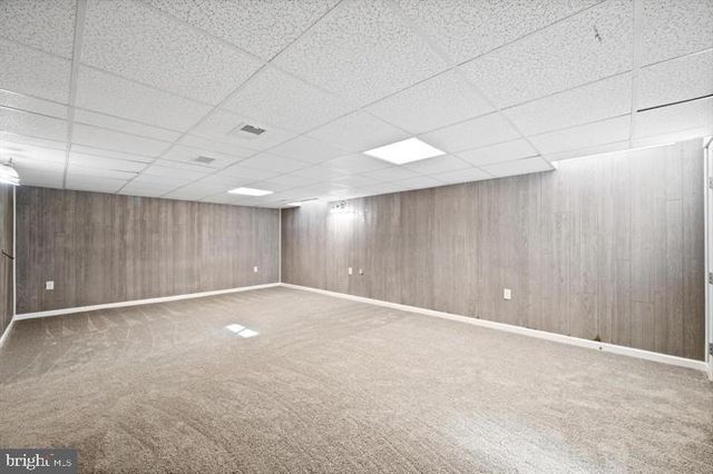17502 YORK RD, Hagerstown, MD 21740