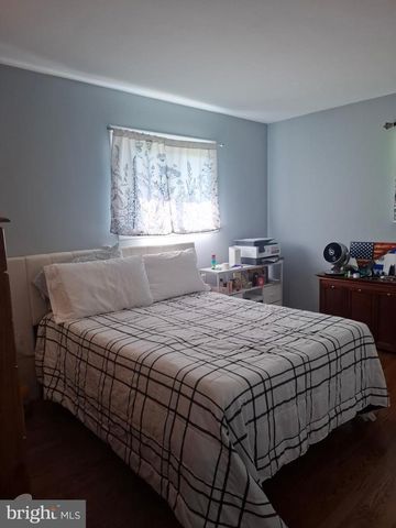 17502 YORK RD, Hagerstown, MD 21740