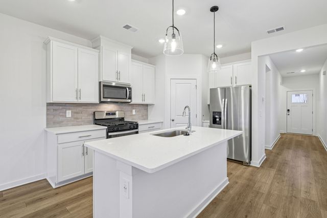 1528 Bear Branch Trace, Columbia, TN 38401