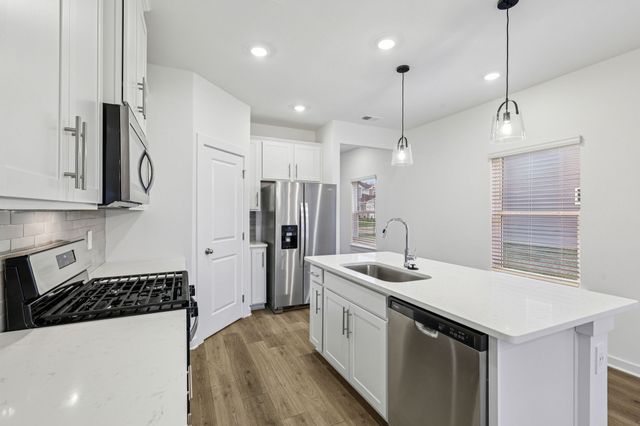 1528 Bear Branch Trace, Columbia, TN 38401