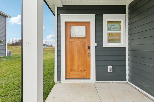 1528 Bear Branch Trace, Columbia, TN 38401