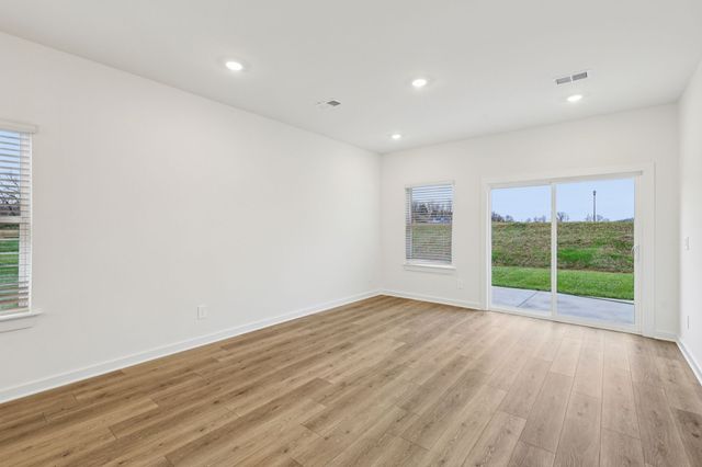 1528 Bear Branch Trace, Columbia, TN 38401