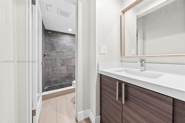 6480 E Miami Lakes Drive E 6480, Miami Lakes, FL 33014