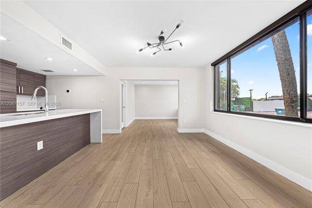 6480 E Miami Lakes Drive E 6480, Miami Lakes, FL 33014
