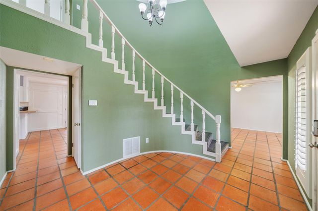 5049 Moultrie Drive, Corpus Christi, TX 78413