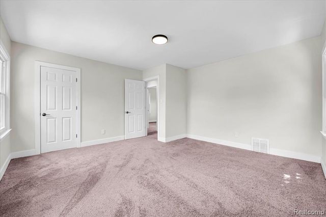 16904 Pierson Street, Detroit, MI 48219
