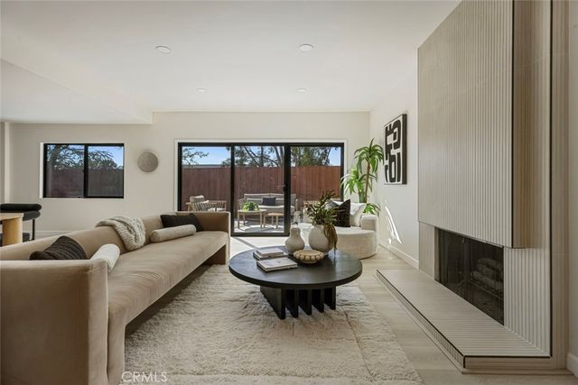 5714 Alder Ridge Drive, La Canada Flintridge, CA 91011