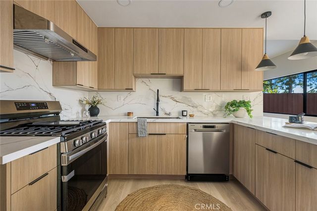 5714 Alder Ridge Drive, La Canada Flintridge, CA 91011