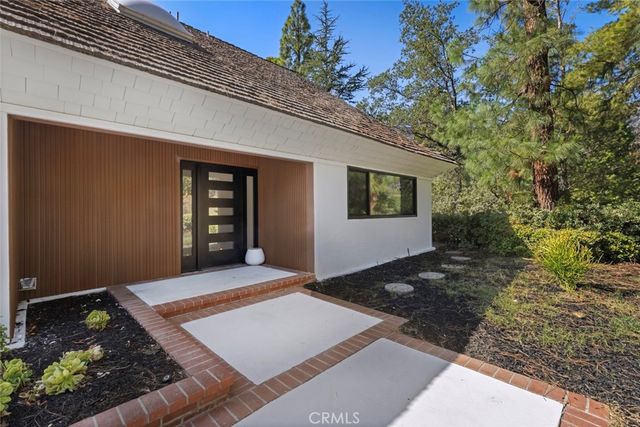 5714 Alder Ridge Drive, La Canada Flintridge, CA 91011