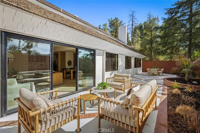 5714 Alder Ridge Drive, La Canada Flintridge, CA 91011