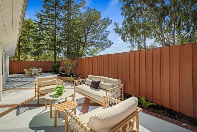 5714 Alder Ridge Drive, La Canada Flintridge, CA 91011