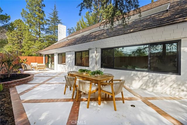 5714 Alder Ridge Drive, La Canada Flintridge, CA 91011