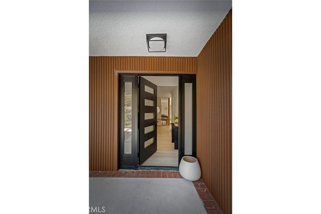 5714 Alder Ridge Drive, La Canada Flintridge, CA 91011