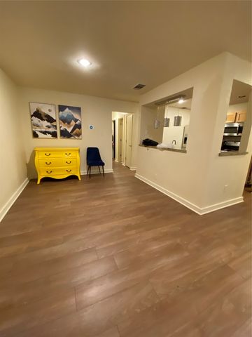 4777 Cedar Springs Road 5B, Dallas, TX 75219