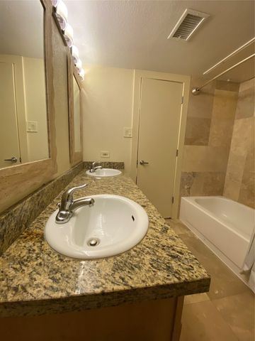 4777 Cedar Springs Road 5B, Dallas, TX 75219