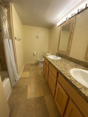 4777 Cedar Springs Road 5B, Dallas, TX 75219