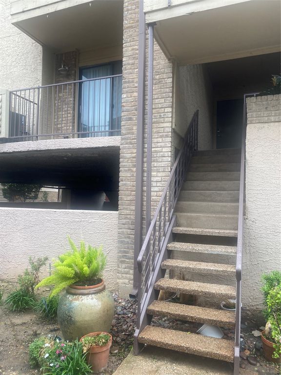 4777 Cedar Springs Road 5B, Dallas, TX 75219