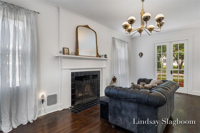 843 Orchard Avenue, East Grand Rapids, MI 49506