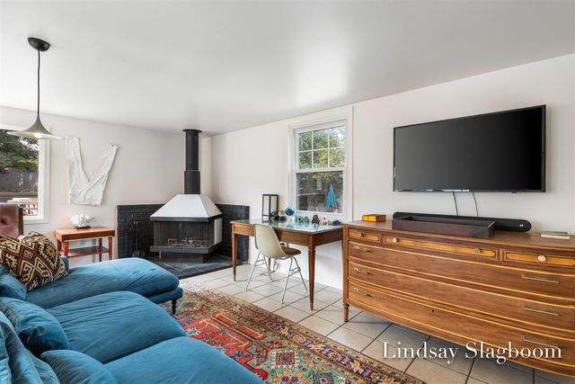 843 Orchard Avenue, East Grand Rapids, MI 49506