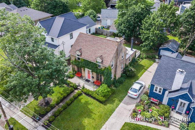 843 Orchard Avenue, East Grand Rapids, MI 49506