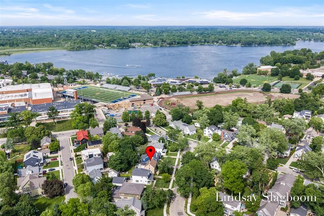 843 Orchard Avenue, East Grand Rapids, MI 49506