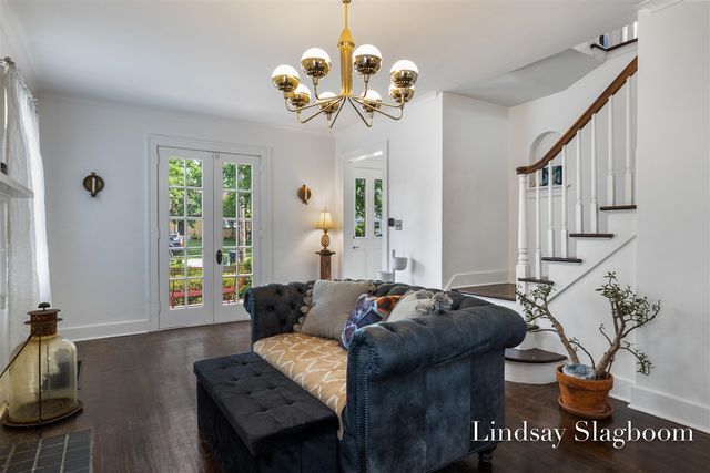 843 Orchard Avenue, East Grand Rapids, MI 49506
