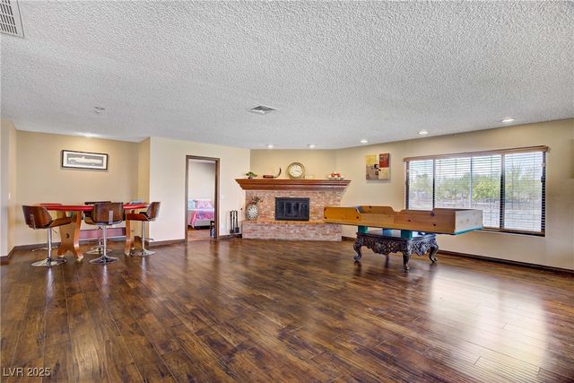 2010 South Buffalo Drive, Las Vegas, NV 89117