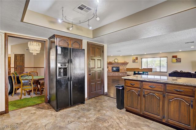 2010 South Buffalo Drive, Las Vegas, NV 89117