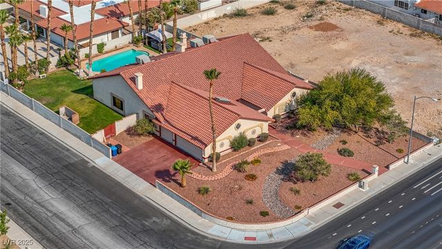 2010 South Buffalo Drive, Las Vegas, NV 89117