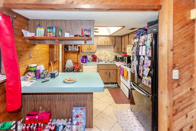 1042 TRYON CIRCLE, Spring Hill, FL 34606