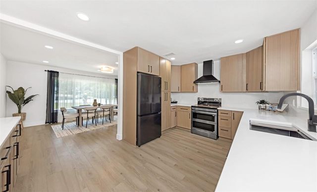 318 MEHLENBACHER ROAD, Belleair, FL 33756