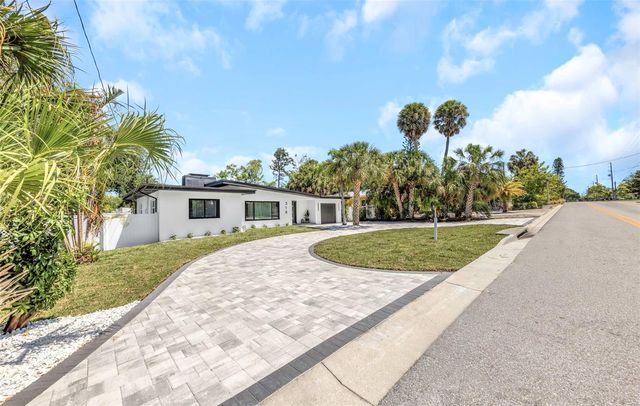 318 MEHLENBACHER ROAD, Belleair, FL 33756