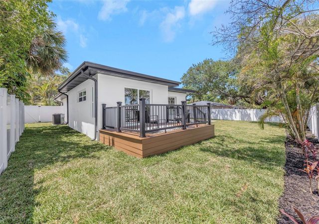 318 MEHLENBACHER ROAD, Belleair, FL 33756