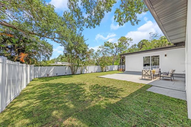 318 MEHLENBACHER ROAD, Belleair, FL 33756