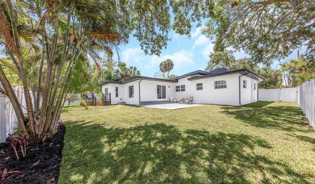 318 MEHLENBACHER ROAD, Belleair, FL 33756