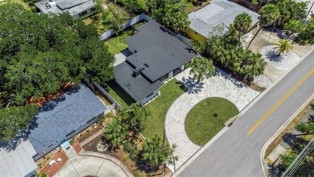 318 MEHLENBACHER ROAD, Belleair, FL 33756