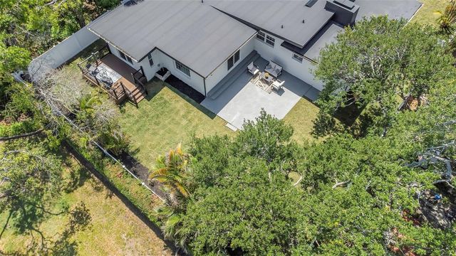 318 MEHLENBACHER ROAD, Belleair, FL 33756