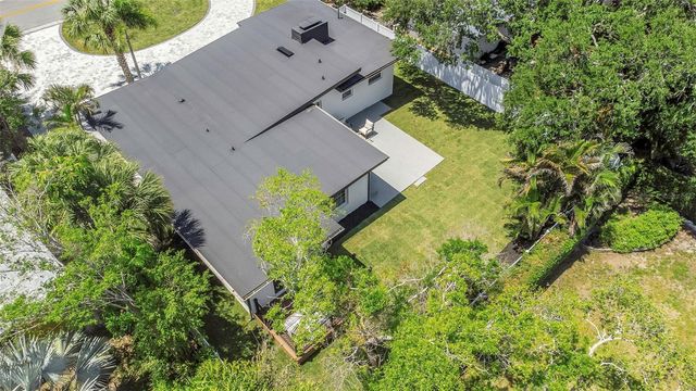 318 MEHLENBACHER ROAD, Belleair, FL 33756