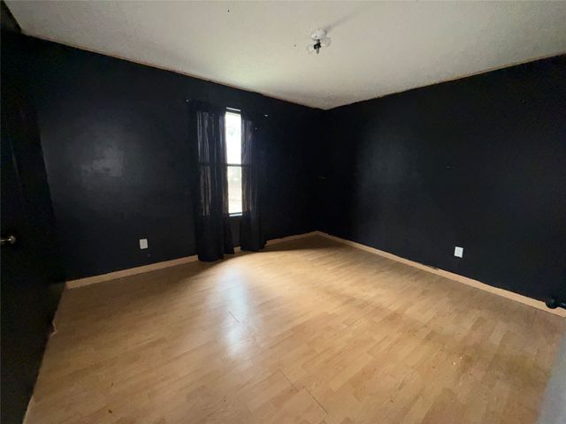 8708 Farm Road 127, Mt Pleasant, TX 75455