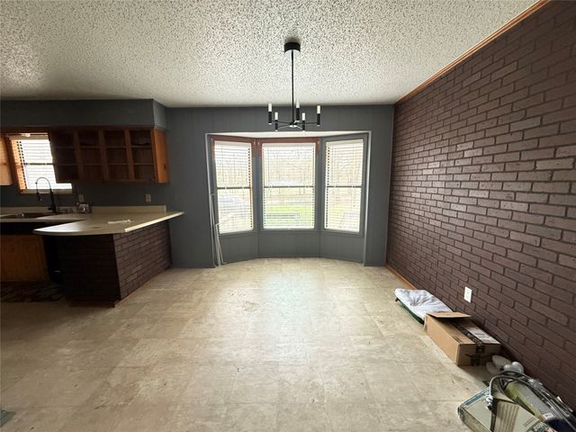 8708 Farm Road 127, Mt Pleasant, TX 75455