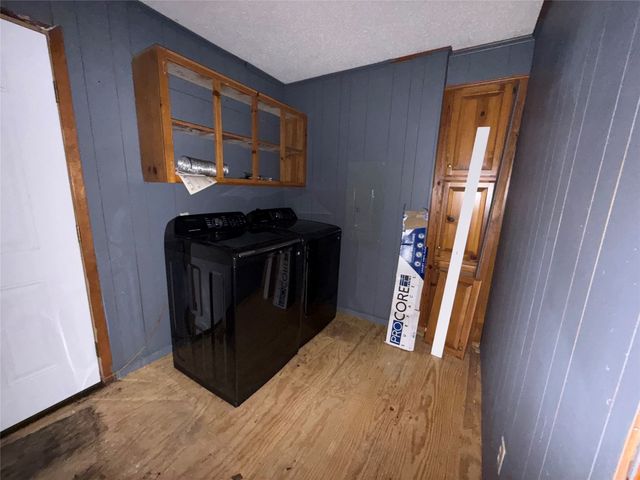 8708 Farm Road 127, Mt Pleasant, TX 75455