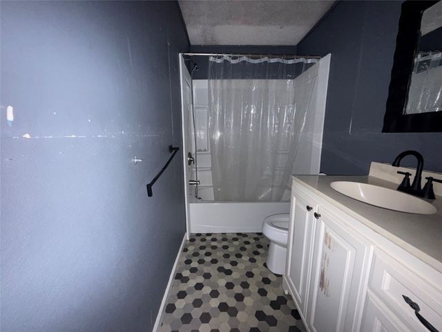 8708 Farm Road 127, Mt Pleasant, TX 75455