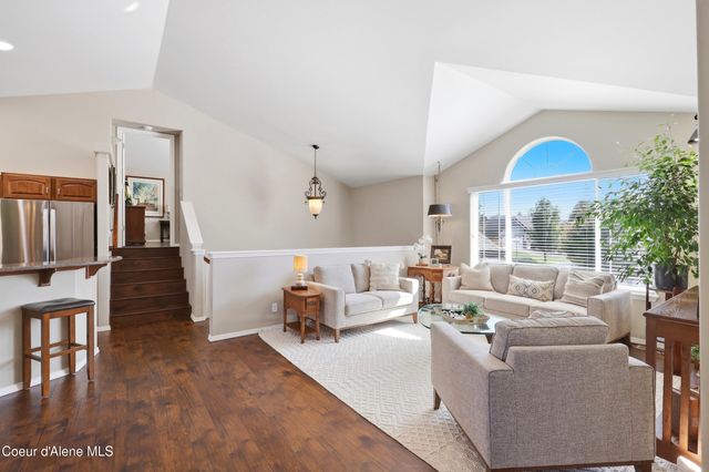1484 E Bobwhite Ln, Post Falls, ID 83854