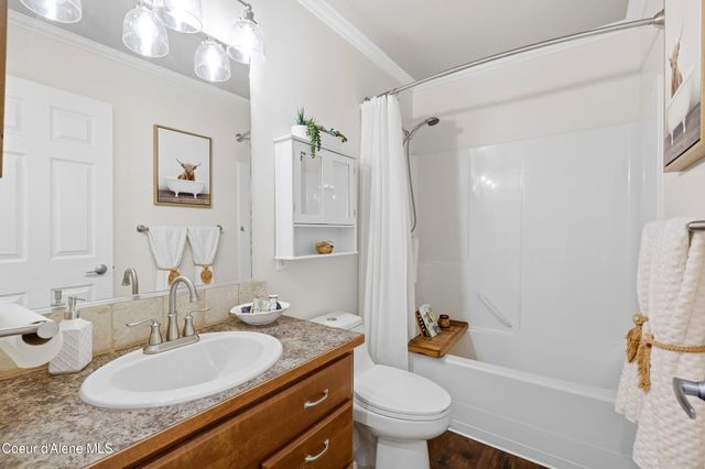 1484 E Bobwhite Ln, Post Falls, ID 83854